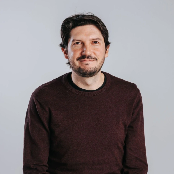 Ben Bentivegna, Education Video Team Lead